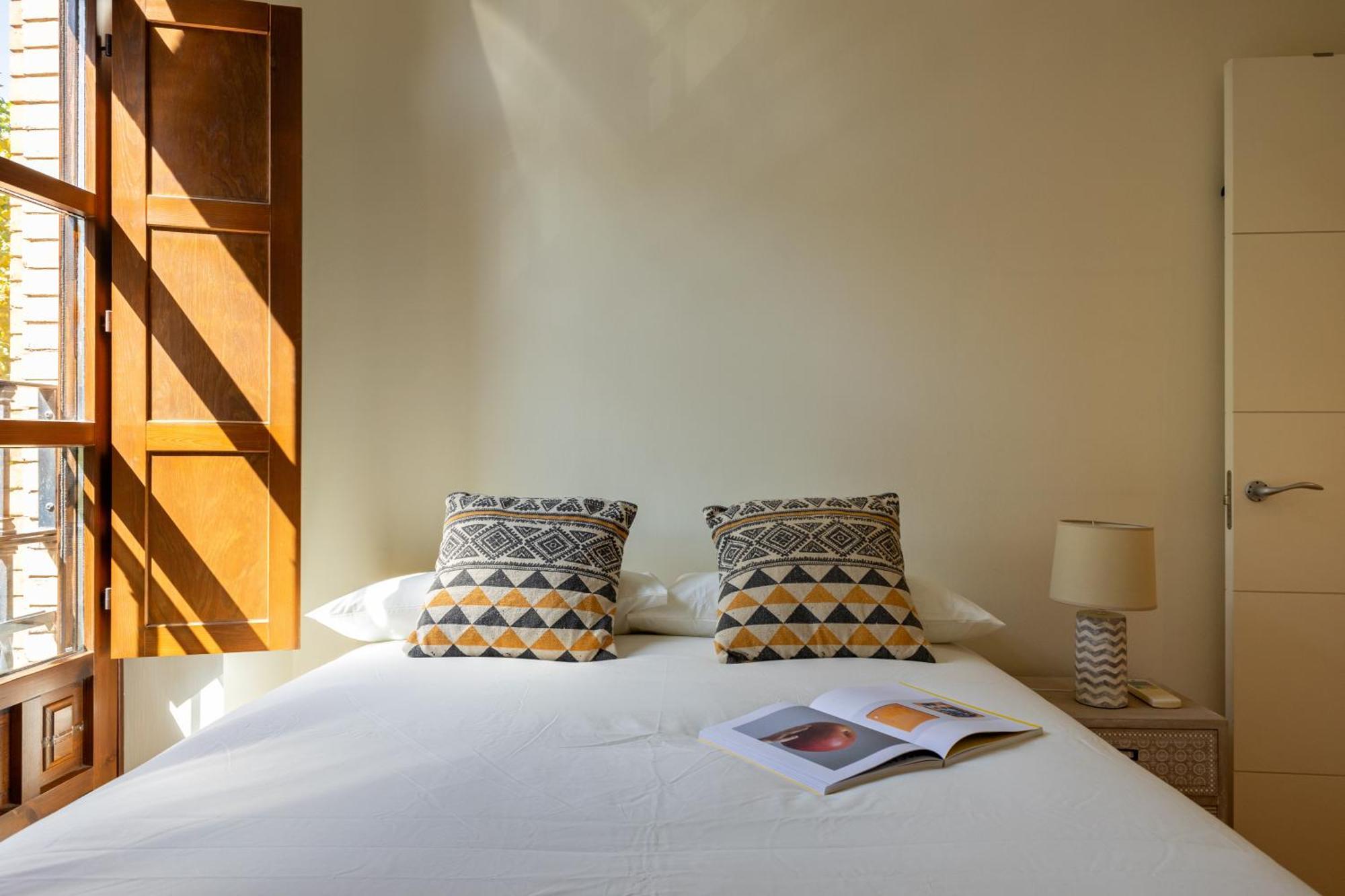 Charming 2 Bedroom Apartment At Sevilla City Center By Ocityzen エクステリア 写真